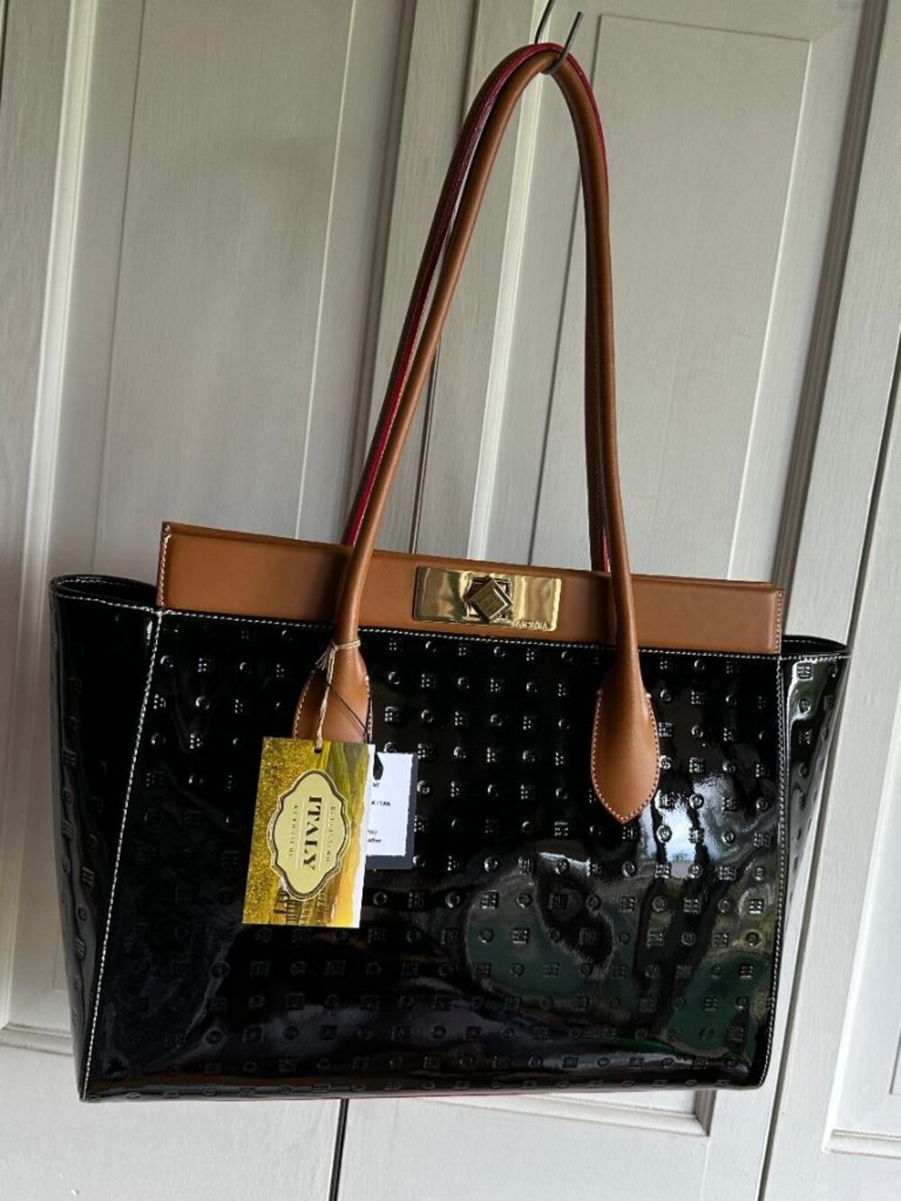 NWT ARCADIA Genuine Patent Leather Large Tote in Black